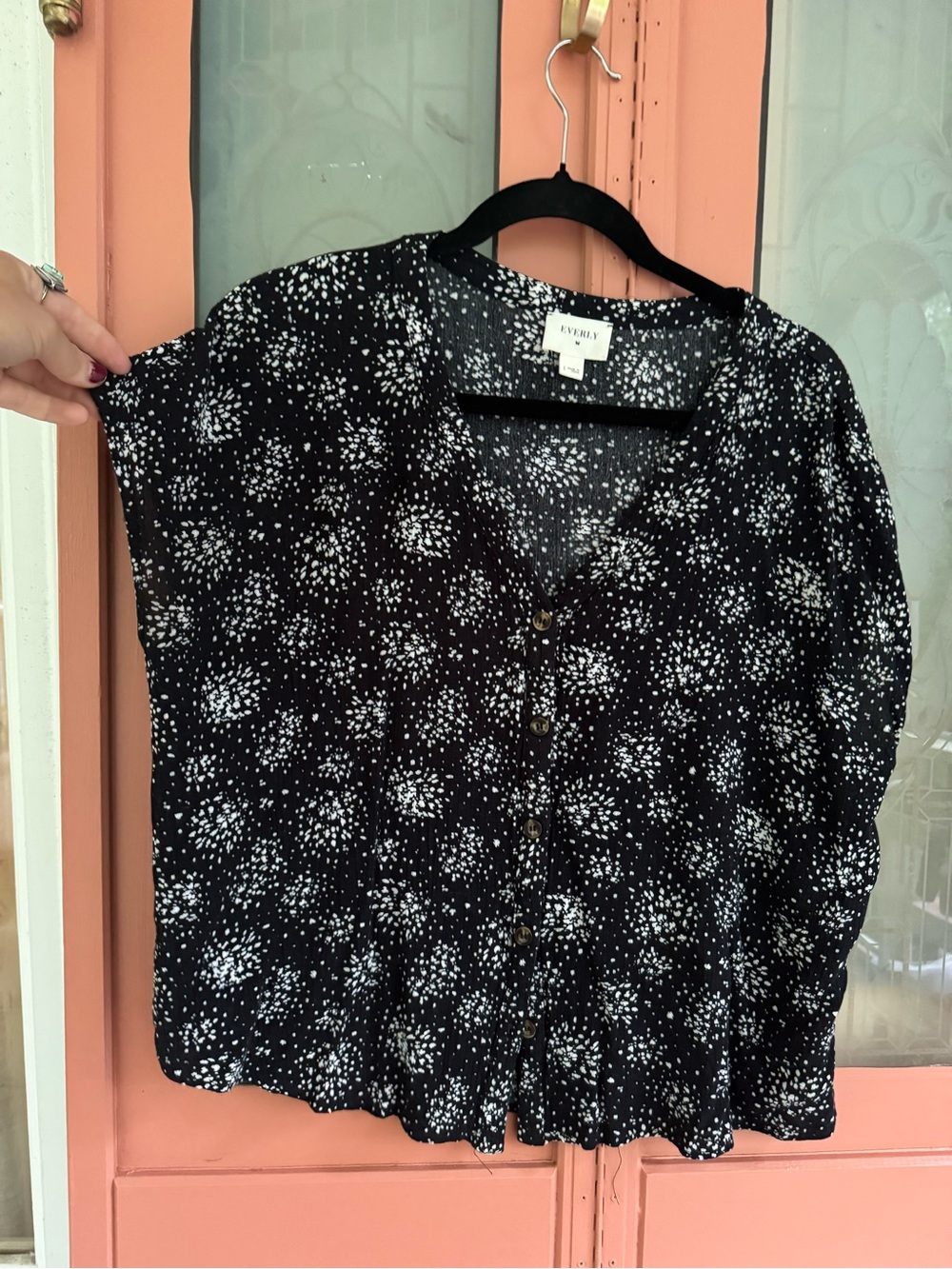 Everly Black and White Floral Button-Front Blouse